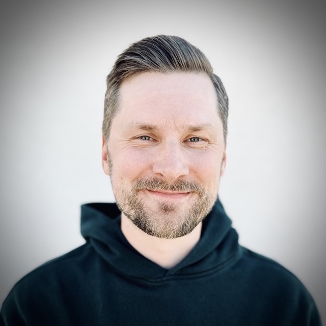 Tomi Pyrhönen Medium